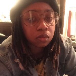 Meet your Posher, Brittney